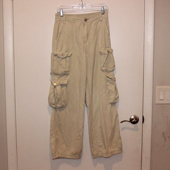 Blank NYC Franklin In Powder Puff Cargo  Pants Women's Size Small - Picture 4 of 12